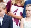 Les jumeaux font davantage d'apparitions publiques, pour le plus grand bonheur des monégasques.

Prince Jacques (Le prince Jacques de Monaco, marquis des Baux) et S.A.S. La princesse Gabriella (La princesse Gabriella de Monaco, comtesse de Carladès) assiste au traditionnel « Pique-nique des Monégasques » (U Cavagnetu) au Parc Princesse Antoinette, à Monaco. © Claudia Albuquerque/Bestimage