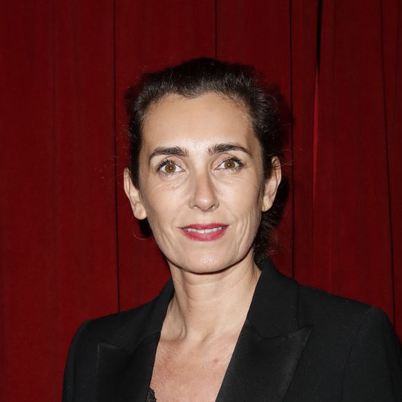 Mademoiselle Agnès évoque sa fille adoptive et leur relation fusionnelle.

Mademoiselle Agnès au dîner d'inauguration du club Roxie au 23 Rue de Ponthieu dans le 8ème arrondissement de Paris. 

Photo : Marc Ausset-Lacroix / Bestimage