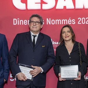 Michel Hazanavicius, Patrick Sobelman, Florence Gastaud, Alexandre Desplat - Photocall du dîner des nommés 2025 pour la cérémonie des Cesar au Fouquet's à Paris le 10 février 2025 © Olivier Borde /Bestimage