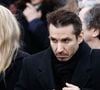 Il évoque régulièrement son ancien combat contre l’alcoolisme avec transparence.

Arielle Dombasle, Jérémy Ferrari - Sorties des obsèques d’Isabelle Mergault à la Coupole du Père-Lachaise à Paris le 30 mars 2026. © Cyril Moreau - Dominique Jacovides / Bestimage
