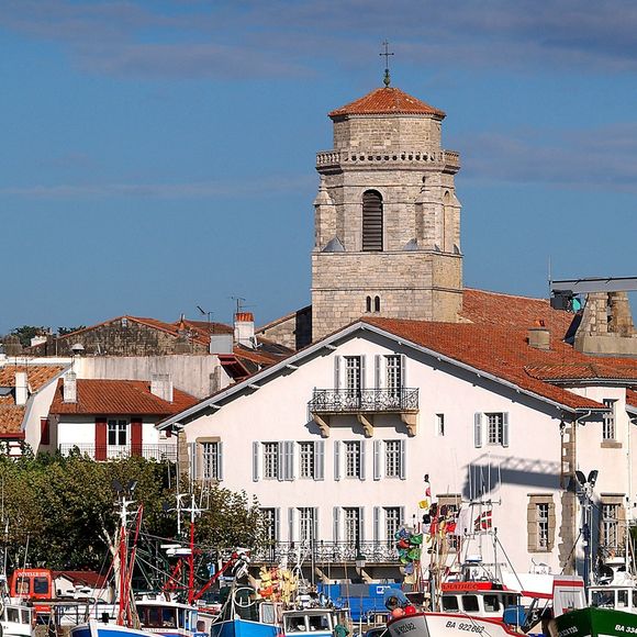 Direction Saint-Jean-de-Luz, dans le pays Basque. Il s'agit de sa ville natale


Photo de Paul Palau/Only France/ABACAPRESS.COM