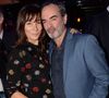 Accompagné de son épouse Véronique et de ses deux enfants, ol a reconnu mener aujourd’hui une vie plus confortable qu’autrefois.

Bruno Solo et sa femme Véronique au 40ème anniversaire de Arnaud Ducret à la Gioia à Paris le 9 décembre 2018.

© Rachid Bellak/Bestimage
