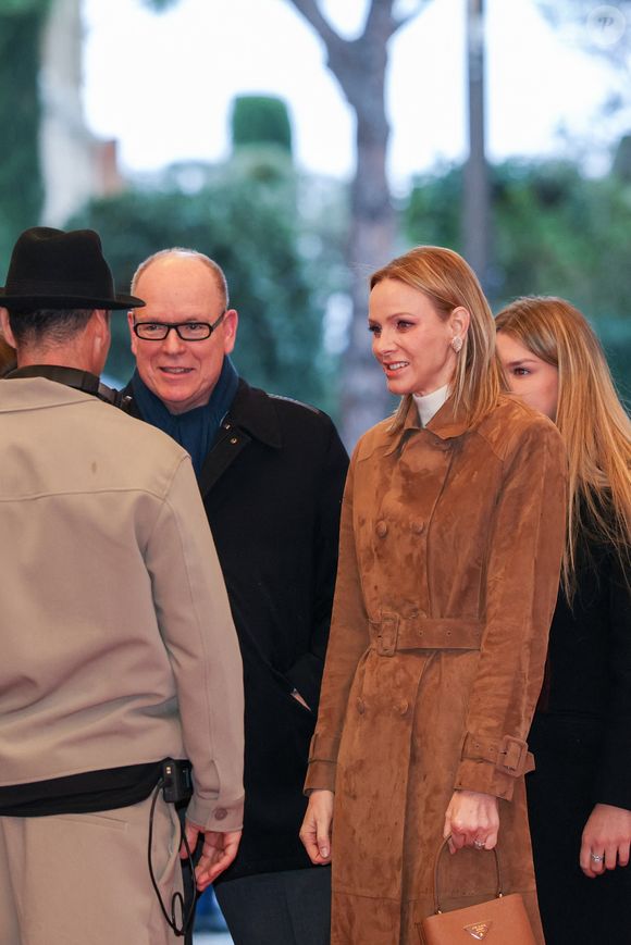 Le prince Albert II de Monaco, La princesse Charlène de Monaco, La princesse Stéphanie de Monaco, Camille Gottlieb lors du spectacle Monaco sous les Etoiles, sous le chapiteau de Fontvieille à Monaco, le 22 décembre 2025. 
© Claudia Albuquerque / Bestimage