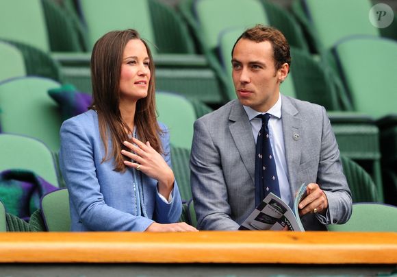 A l'occasion de son 4ème anniversaire de mariage, James Middleton a fait une belle déclaration d'amour à son épouse.

Pippa et James Middleton dans la Royal Box au Centre Court le jour de l'ouverture de Wimbledon 2013 à Londres, Royaume-Uni, le 24 juin 2013. © Davy Adam/PA Photos/ABACA