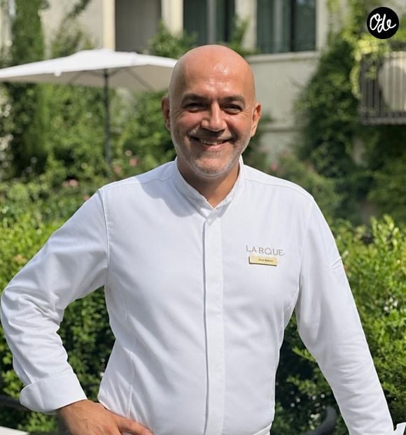 C'est Cyril Mendes qui prend aujourd'hui les commandes des cuisines de l'établissement. 

Cyril Mendes sur le compte Instagram Lisledeleosmgallery
