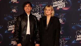 Louane a dit oui à Florian Rossi lors d'un moment très inattendu et loin de la France : la chanteuse partage les coulisses de cette demande