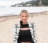 Kelly Vedovelli est une ancienne chroniqueuse de "Touche pas à mon poste"

Exclusif - Kelly Vedovelli - Les célèbres personnalités de la télé se sont retrouvés avec bonheur, dans le Sud, à Vallauris Golf-Juan, pour assister à un magnifique show de cabaret, en présence de Mr Le Maire K. Luciano et ses adjoints. © Jack Tribeca/Bestimage