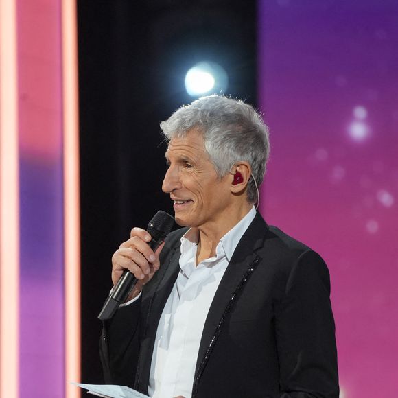 Nagui lors de la deuxième soirée de la 39ème édition du Téléthon sur France 2 aux Studios du Lendit à Saint-Denis, France, le 6 décembre 2025. Les trente heures du Téléthon 2025 s'achèvent sur un compteur de 83,5 millions d'euros. © Anne-Sophie Guebey/Bestimage