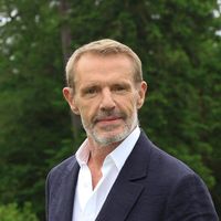 "C'est là où je fais venir mes amis" : Lambert Wilson évoque son moulin situé dans un petit village, et le travail constant qu'il lui demande