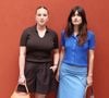 Helena a opté pour un style sportswear chic aux tons marron.

Helena et Marguerite - Les célébrités au photocall du village lors des Internationaux de France de Tennis de Roland Garros 2026. Paris, le 31 mai 2026. © Jacovides / Bestimage