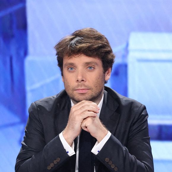Benjamin Duhamel lors de l'émission pour le second tour des élections législatives 2024 organisée par la chaîne de télévision française BFMTV à Paris, France le 07 juillet 2024. Photo by Jerome Domine/ABACAPRESS.COM