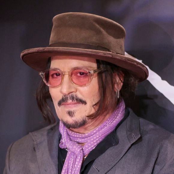 Après leur séparation en 2012, Johnny Depp a tenté à plusieurs reprises de vendre cette propriété, initialement proposée à plusieurs dizaines de millions d’euros.

Johnny Depp assiste à la première de « Modi », le film qu'il a réalisé et dans lequel il joue également, à Buenos Aires, en Argentine, le 11 novembre 2025.