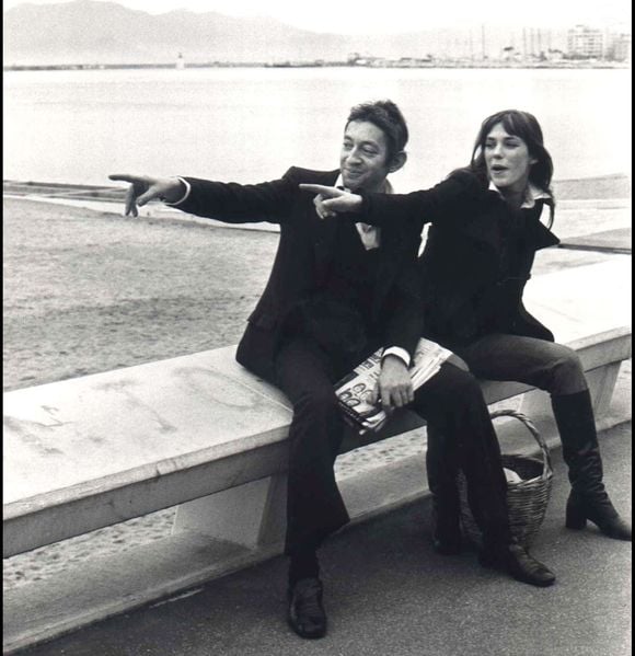 Bien que l'origine de l'incendie reste à déterminer, un "dysfonctionnement au niveau du grille-pain électrique" a été constaté. Cette faille pourrait donc être la cause du sinistre. Archives - Serge Gainsbourg et Jane Birkin sur la Croisette de Cannes en 1969. (DANIEL ANGELI / BESTIMAGE).