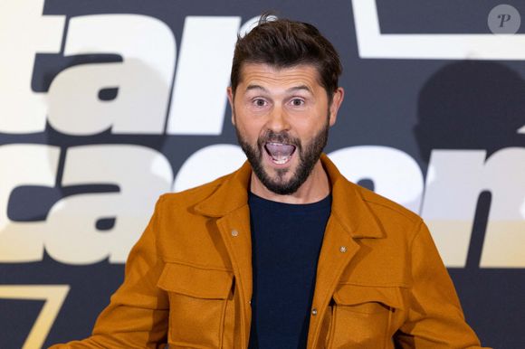 "De voir un caractère qui s’affirme, c’est une petite personne à part entière, c’est fascinant", a-t-il poursuivi, émerveillé par son fils.

L'animateur français Christophe Beaugrand pose lors du photocall de présentation de la nouvelle saison de l'émission Star Academy au Grand Rex à Paris le 29 septembre 2025. Photo par Alexis Jumeau/ABACAPRESS.COM