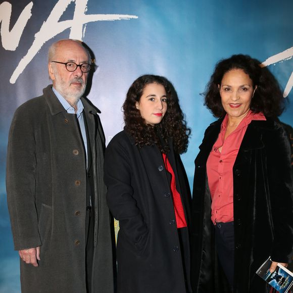 Bertrand Blier et sa femme Farida Rahouadj, guest - Photocall du nouveau spectacle du Cirque du Soleil "Amaluna" au parc de Bagatelle à Paris, le 5 novembre 2015. © CVS/Bestimage