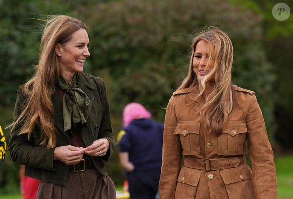 Kate Middleton et Melania Trump au parc de Frogmore à Windsor, dans le Berkshire, lors du deuxième jour de la deuxième visite d'État du président américain Donald Trump au Royaume-Uni. ©PA Photo/ Bestimage