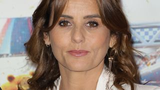 "Merci pour tout" : Faustine Bollaert salue cette figure du petit écran, partie de la même manière que Catherine Laborde
