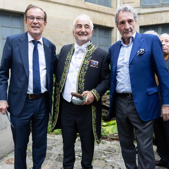 Guy Savoy et Jean-Jacques Bourdin - Le chef français multi étoile, Guy Savoy, vient d'être officiellement installé comme membre de l'Académie des Beaux-Arts. 

 © Julien Sarkissian/Bestimage