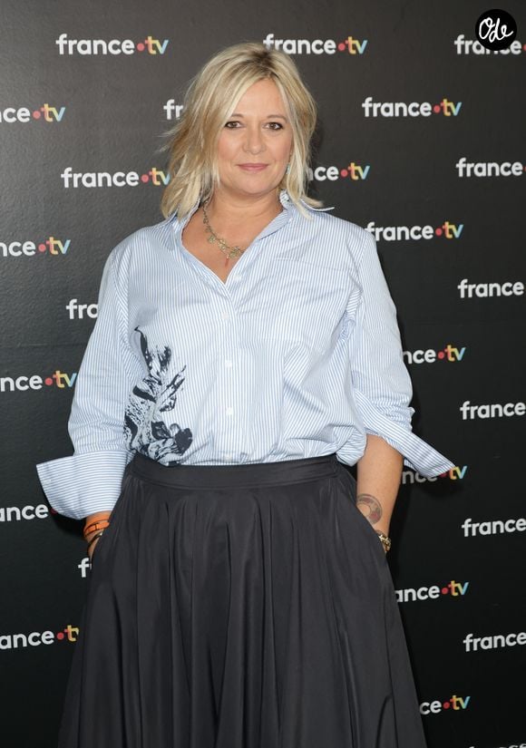 L’animatrice a également indiqué qu’elle gardait espoir que sa plainte déposée au mois de mai contre le chanteur à Paris soit transférée au parquet de Nanterre 

Flavie Flament au photocall de la conférence de presse de rentrée de France Télévisions à Paris, France, le 4 septembre 2024. © Coadic Guirec/Bestimage