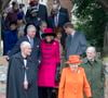 Entouré de la Reine Elizabeth II et du reste de la famille, les deux frères partageaient de doux moments ensemble...

Kate Catherine Middleton, enceinte  et le prince William, duc de Cambridge avec le prince Harry et sa fiancée Meghan Markle, Le prince Charles, prince de Galles et Camilla Parker Bowles, La reine Elisabeth II et le prince Philip Duc d'Édimbourg - La famille royale d'Angleterre arrive à l'église St Mary Magdalene pour la messe de Noël à Sandringham le 25 décembre 2017