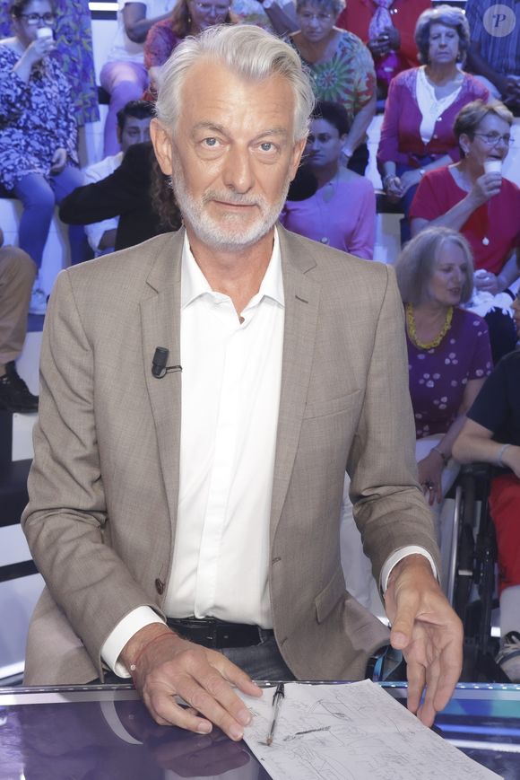 Exclusif - Gilles Verdez, sur le plateau de de l’émission « TPMP » présentée par C.Hanouna tournage des pilotes 2024, Paris, France, le 29 aout 2024. © Jack Tribeca / Bestimage