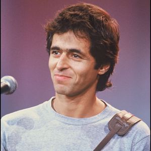“Je lui ai montré les deux autres photos que j’avais déjà fait avec lui il y a 20 ans”, explique-t-il à La Voix du Nord 

Archives - Jean-Jacques Goldman en 1987.