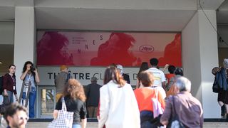 Panique au Festival de Cannes pour ce grand réalisateur français : il a subi une coupure de courant pendant sa projection "au moment le plus important"
