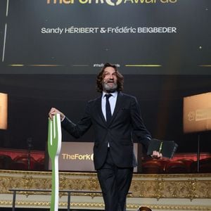 Frédéric Beigbeder lors de la cérémonie des TheFork Awards 2023 à l'Opéra de Lille, France, le 13 novembre 2023. 

Photo : Jean-Marc Lhomer / Bestimage
