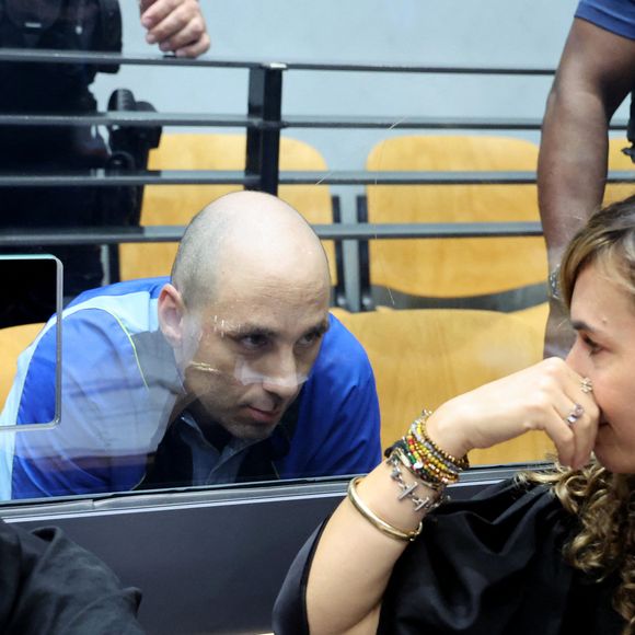 Me Alexandre Martin et Me Emmanuelle Franck, avocat de Cédric Jubillar - Cédric Jubillar arrive dans le box des accusés au tribunal d'Albi pour son procès pour meurtre par conjoint le 22 septembre 2025
© Dominique Jacovides / Bestimage