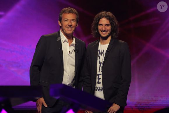 Le programme s’est donc inscrit en tête de cette soirée, tenant en haleine les nombreux fans de l’émission de TF1.

Exclusif - Jean-Luc Reichmann joue avec Xavier Mercier, gagnant des 12 coups de midi au profit de l'Association SOS Addictions - Enregistrement à l'occasion des 15 ans de l'émission "Qui veut gagner des millions ?" sur TF1 au studio Carrère A de La Plaine Saint-Denis le 31 aout 2015 © Christophe Clovis / Bestimage