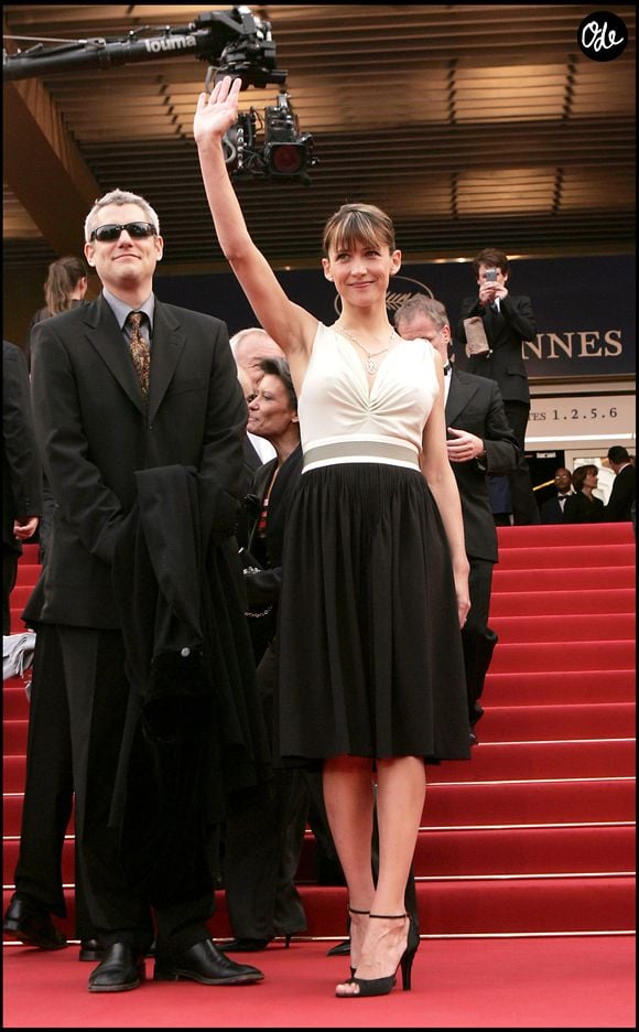 Sophie Marceau et Jim Lemley lors de la montée des marches du film "Where the truth lies" au 58e Festival du film de Cannes en 2005, France. Crédit Borde-Jacovides / Bestimage