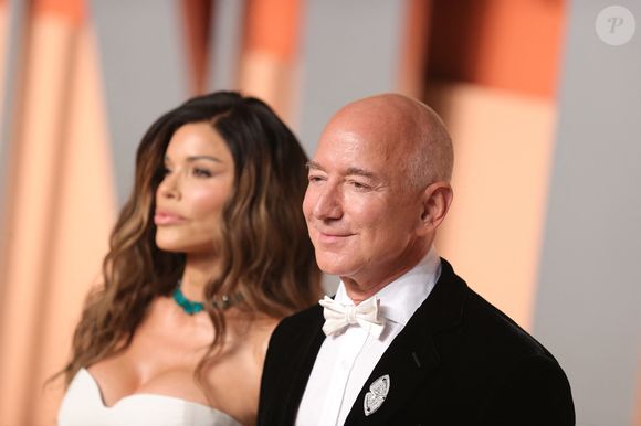 Jeff Bezos, Laura Sánchez - Soirée Vanity Fair lors de la 97ème cérémonie des Oscars à Hollywood le 2 mars 2025. © Broadimage / Bestimage