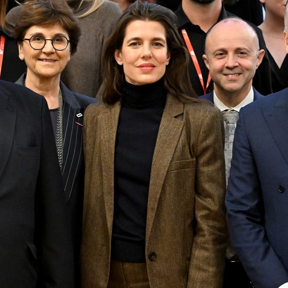 Le prince Albert II de Monaco, la princesse Caroline de Hanovre, Charlotte Casiraghi et Mélanie-Antoinette de Massy inaugurent la médiathèque Caroline à Monaco, le 10 décembre 2025.
© Bruno Bebert / Bestimage