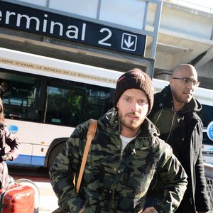 Matt Pokora arrive à l'aéroport de Nice Côte d'Azur à Nice, France, le 25 janvier 2013, dans le cadre de la 14e cérémonie des NRJ Music Awards à Cannes. Photo ABACAPRESS.COM