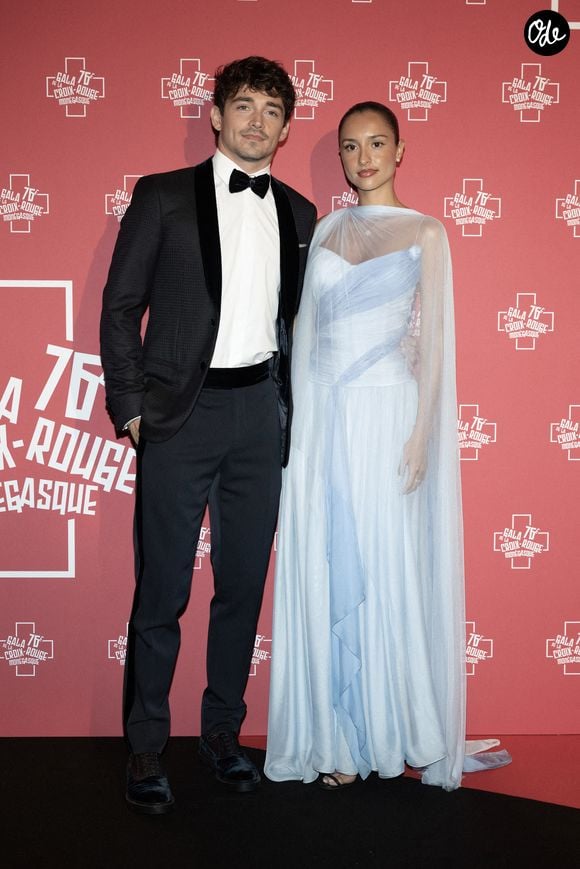 Alexandra Saint Mleux et Charles Leclerc assistent au 76e Gala de la Croix-Rouge de Monaco, le 12 juillet 2025 à Monte-Carlo, Monaco. Photo de David Niviere/Abaca