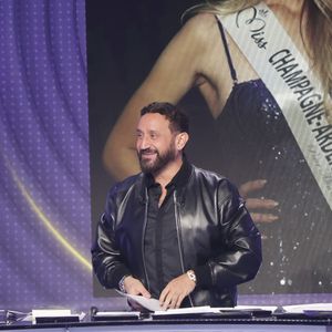 De quoi ravir les fans de la première heure.

Cyril Hanouna sur le plateau de l’enregistrement de l’émission « Face à Hanouna » présentée par C.Hanouna et diffusée sur C8 © Jack Tribeca/Bestimage