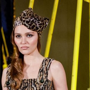 La Fashion Week de Paris réunit cette année 99 maisons du 2 au 10 mars, avec 68 défilés et 31 présentations.


Lily-Rose Depp au photocall du défilé Chanel Collection Femme Prêt-à-Porter Automne/Hiver 2026-2027 lors de la Fashion Week de Paris (PFW) au Grand Palais, à Paris, France, le 9 mars 2026. © Olivier Borde/Bestimage