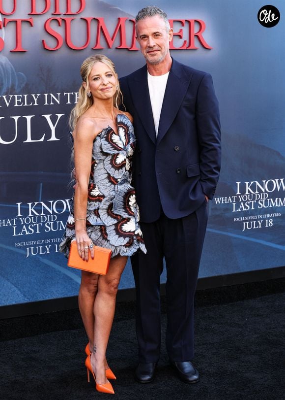 Sarah Michelle Gellar, Freddie Prinze Jr. à la première du film "Souviens-toi… l'été dernier" au United Theatre de Broadway à Los Angeles, Californie, Etats-Unis, le 14 juillet 2025. © Backgrid/Bestimage
