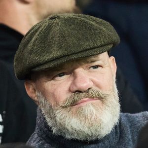 Philippe Etchebest - Célébrités assistent au match de Ligue des champions entre le PSG et l'Atlético de Madrid au Parc des Princes à Paris. © Cyril Moreau/Bestimage