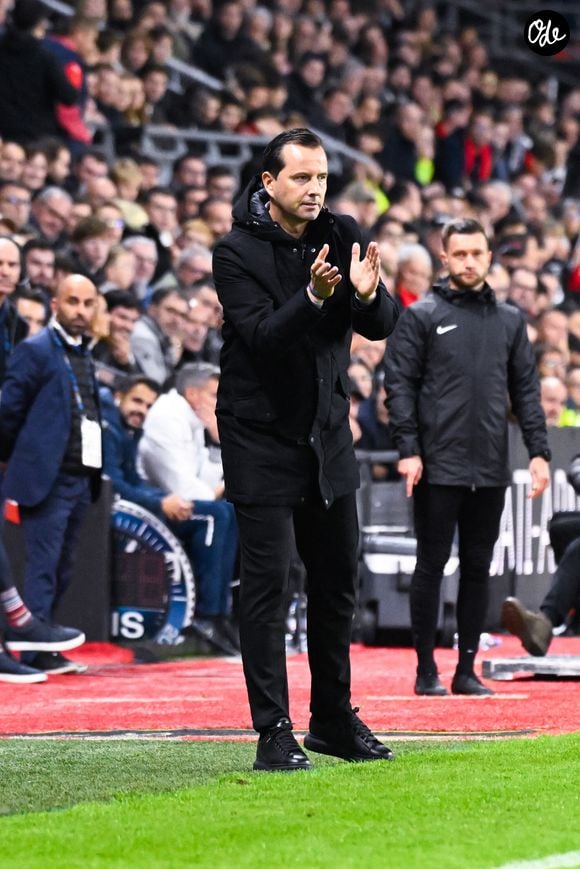 Après s'être formé dans divers centres de formation comme footballeur, celui-ci s'est tourné vers l'entraînement.

Julien STEPHAN ( coach Rennes ) during the Ligue 1 match between Stade Rennais FC and Havre AC at Roazhon Park on October 25, 2024 in Rennes, France. ( Photo by federico pestellini / panoramic ) - © Federico Pestellini / Panoramic / Bestimage