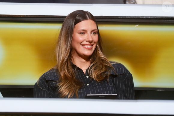 Maman de Malo né en août 2023 de son amour avec Théo Fleury, l'ancienne Miss France a depuis pris quelques kilos.

Exclusif - Camille Cerf - Enregistrement de l'émission "100% Logique", présentée par C.Féraud et diffusée le 12 octobre sur France 2
© Christophe Clovis / Bestimage