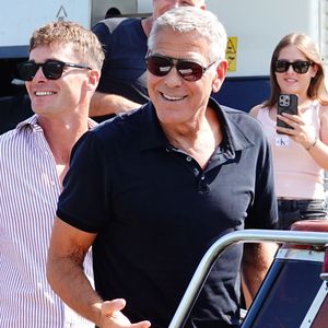 George et Amal Clooney arrivent à Venise lors du 83ème Festival International du Film de Venise (Mostra), à Venise, Italie, le 1er septembre 2026. © Cobra Team/Backgrid/Bestimage
