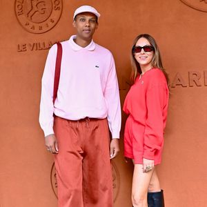 Stromae et Coralie Barbier posent au Village pendant les Internationaux de France à Roland Garros le 08 juin 2025 à Paris, France. Photo Franck Castel/Abaca