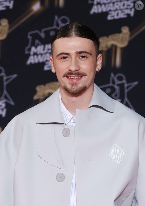 Pierre Garnier - Photocall de la 26ème édition des NRJ Music Awards au palais des festivals de Cannes, France, le 1er novembre 2024. © Guignebourg-Bebert/Bestimage