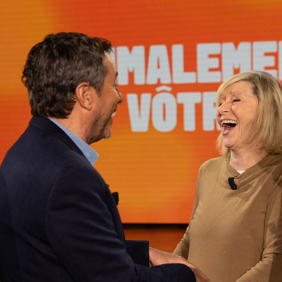 Pour évoquer leur passion pour les animaux

Exclusif - Bernard Montiel, Raphaël Mezrah, Oli. avec Chantal Ladesou et Eric Baratay invités, et Olivia la juriste sur plateau de l'émission "Animalement Vôtre" présentée par Bernard Montiel et diffusée le 8 février 2026 sur France 3, à Paris, France, le 12 janvier 2026. © Julien Sarkissian/Bestimage