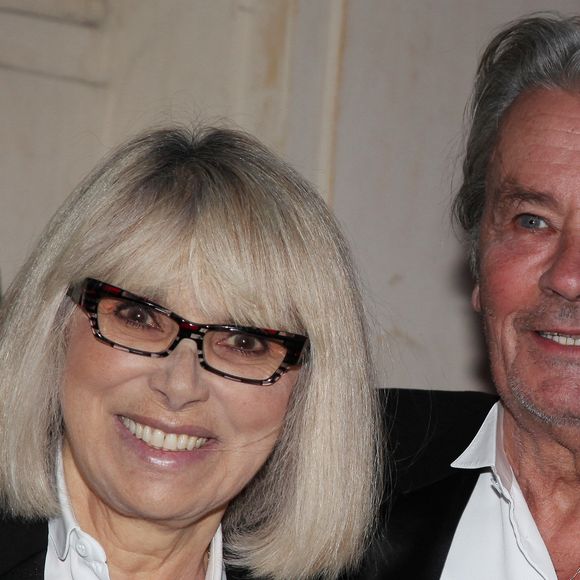 Alain Delon et Mireille Darc lors du gala de l'IFRAD à Paris, France, le 18 septembre 2013 (Archives). © Agence/Bestimage