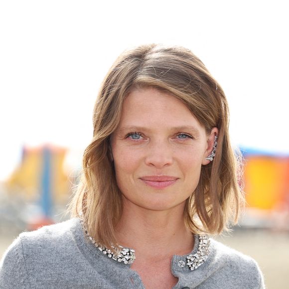 Mélanie Thierry au photocall du jury Révélations sur les planches lors du 49ème Festival du Cinéma Américain de Deauville, le 6 septembre 2023. © Denis Guignebourg/Bestimage