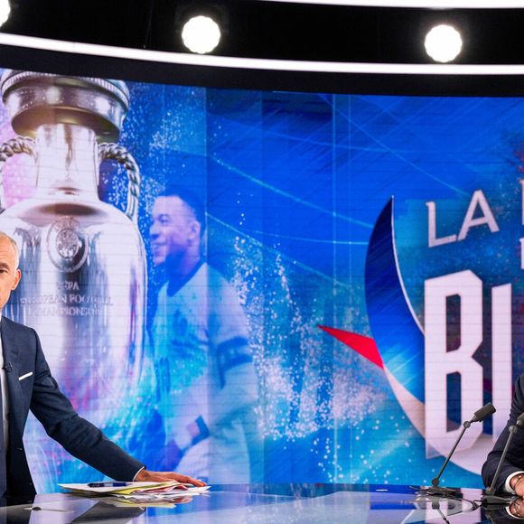 Mais pour l'édition du soir animée par Gilles Bouleau, une nouvelle tête fait aussi son apparition

Gilles BOULEAU animateur TF1 et Didier DESCHAMPS sélectionneur de la France lors de l'annonce de la sélection de l'équipe de France de football pour l'UEFA EURO 2024 au Studio TF1 le 16 mai 2024 à Boulogne Billancourt, France. Photo by Baptiste Fernandez/Icon Sport/ABACAPRESS.COM