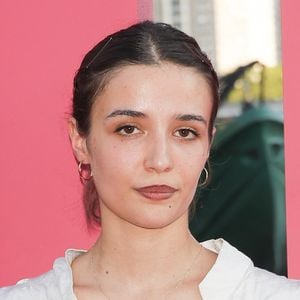 Carmen Kassovitz, bien plus qu'une fille de, a illuminé le tapis rose de la Elle Summer Party lundi soir.

Carmen Kassovitz (fille de Mathieu Kassovitz) - Photocall Prime Video "Elle" Summer Party au Noti Club à Paris. © Coadic Guirec/Bestimage