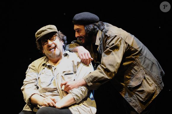 Olivier Sitruk et Jacques Frantz jouant la nouvelle pièce de Jose Pablo Feinmann 'Le crépuscule du Che' au Petit Montparnasse à Paris, France le 19 janvier 2011. Photo by Nicolas Briquet/ABACAPRESS.COM